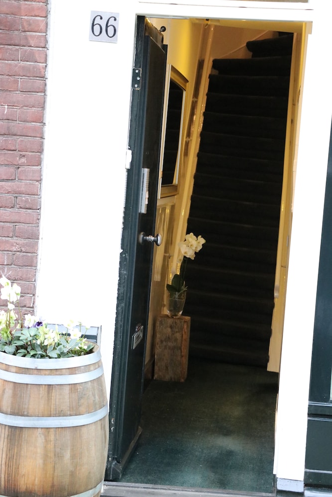 Adriaen van Ostade B&B