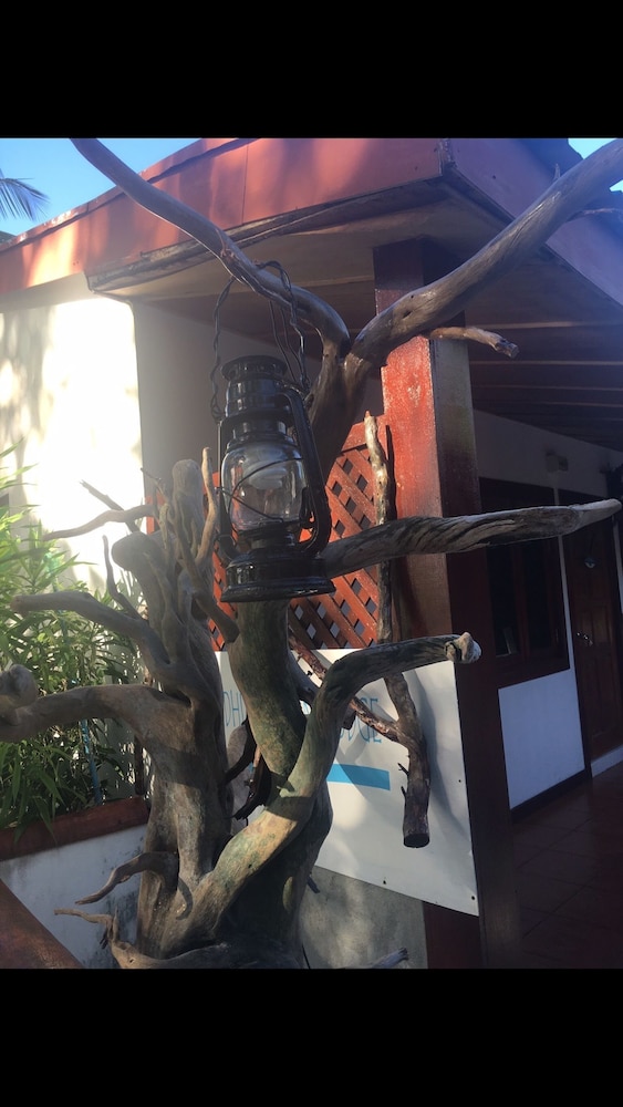Hudhu Raakani Lodge