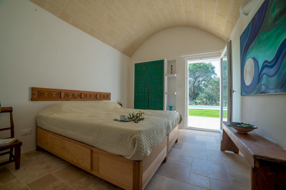 Trullo con Piscina Wifi Satellitare view 3
