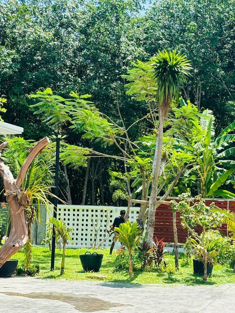 Baan Suan Pool Valley Villa