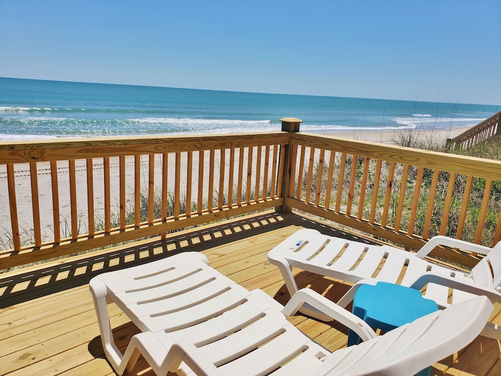Twin Palms by Topsail Realty