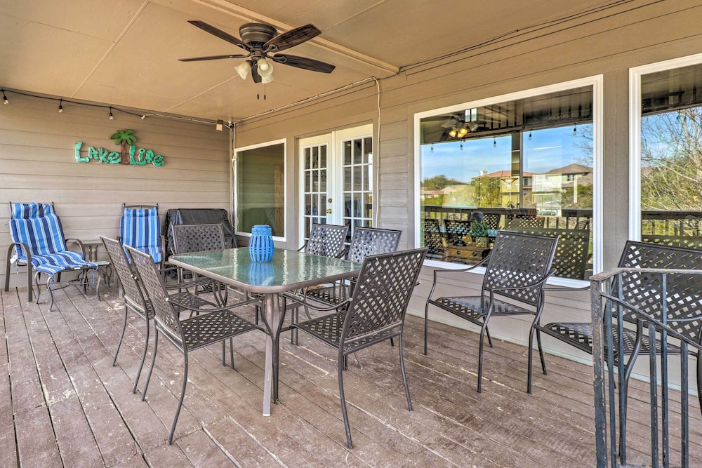 Lakefront Home w/ Point Venture Golf Access! - Property Image 13