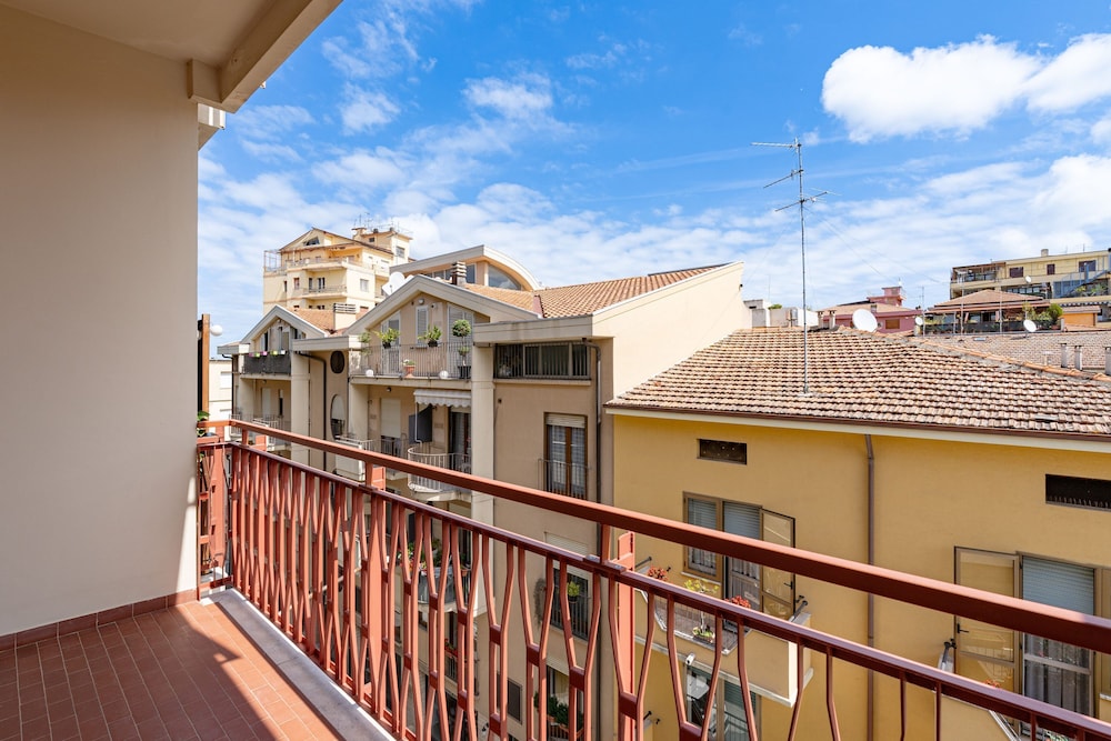 Zia Mary - Yourplace Abruzzo view 3