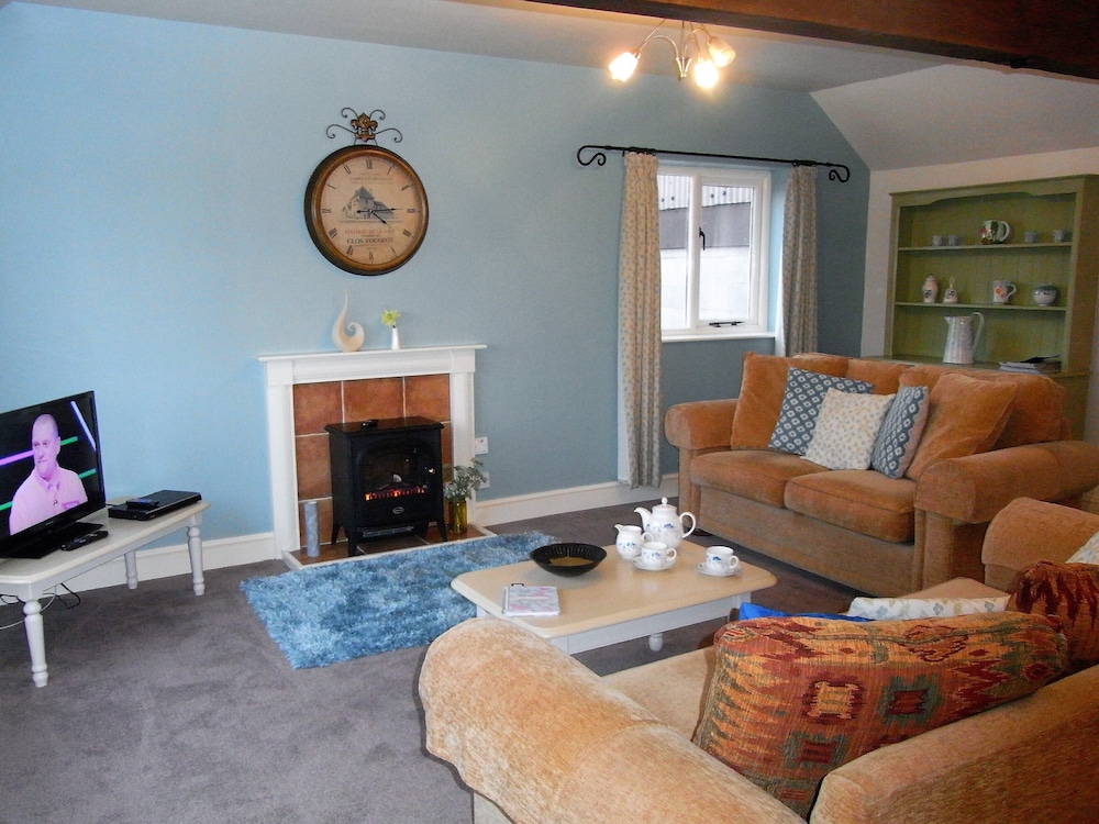 Osprey Meadow Holiday Cottages view 2