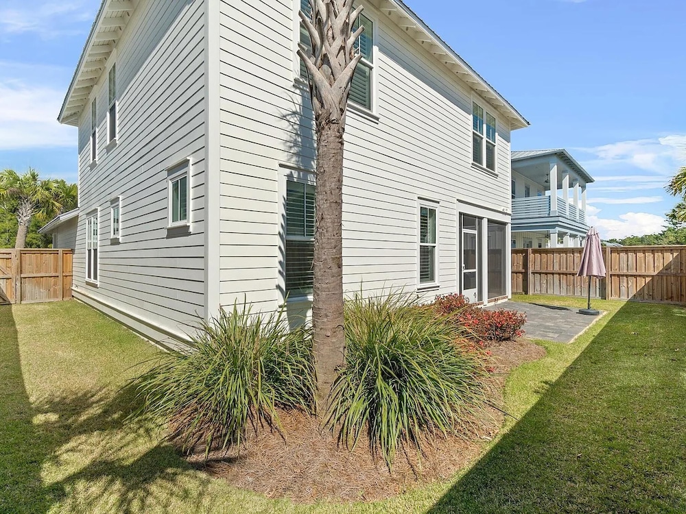 Sand Dollar Beach Cottage