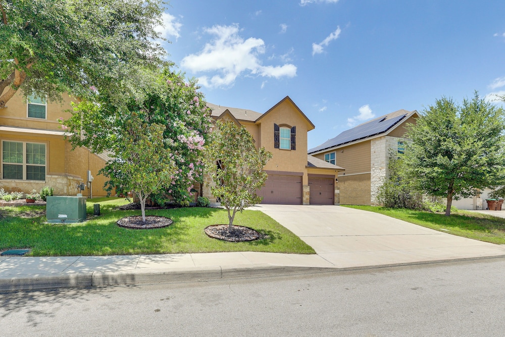 Group Getaway w/ Pool Access in San Antonio!