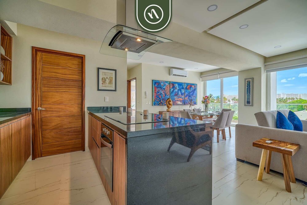 New 2 BR Condo One Street From Beach - Pool - Gym
