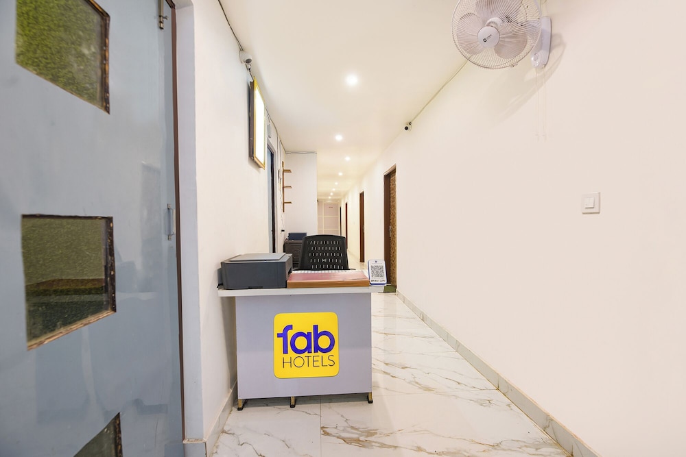 Fabhotel Scorpion Inn