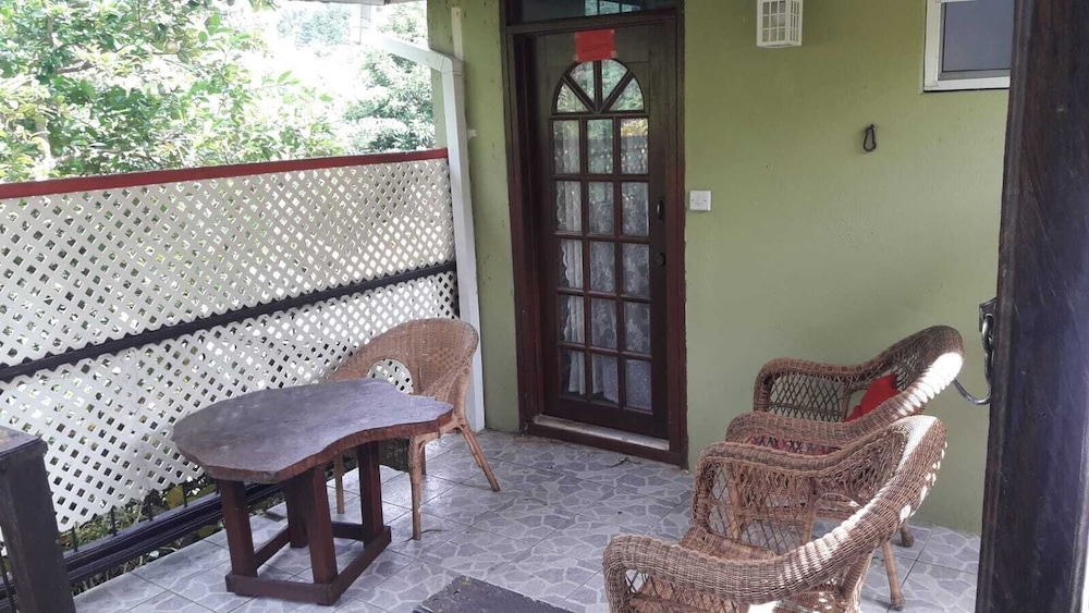 Hibiscus Valley Inn