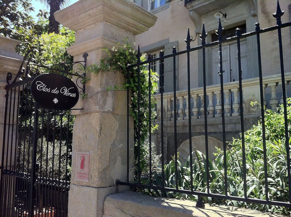 Clos de Venes Domaine Viticole photo 3