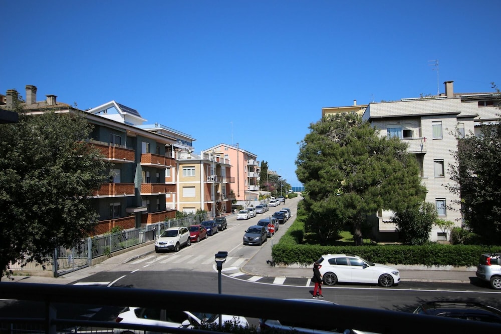 Porto Recanati Suite Apartment - Porto Recanati Su view 2