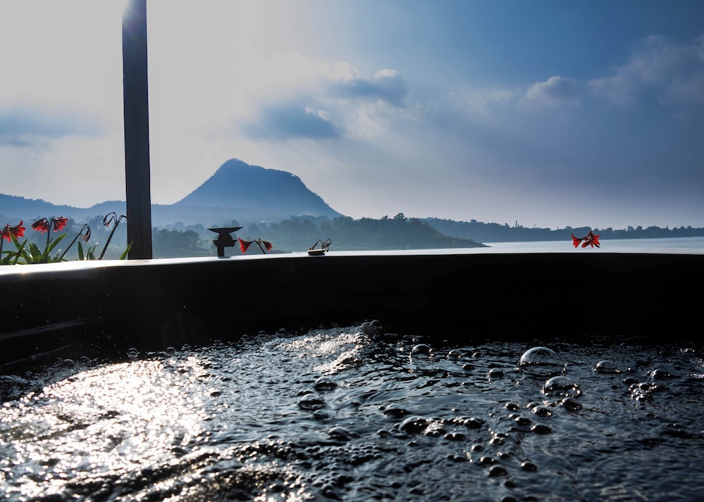 Amankaya Atitlan Lake House