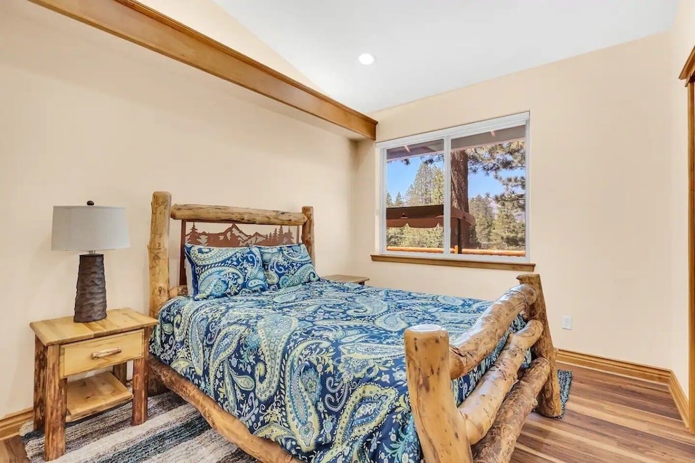 Lake Tahoe Vacations - 1603 Bel Aire Circle 3 Bedroom Home by RedAwning - Property Image 27