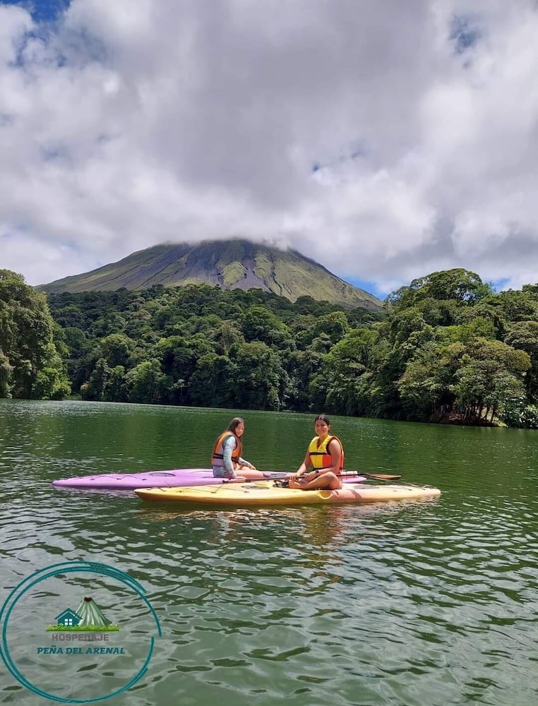 Hospedaje Peña del Arenal