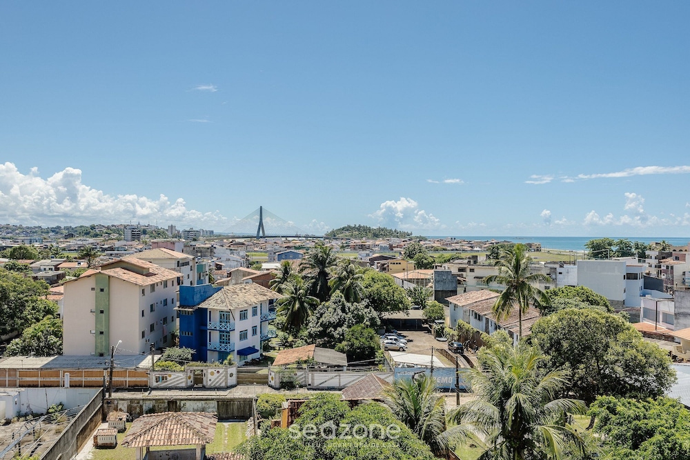 Building With Swimming Pool 300m From the Beach in Ilheus - MMD