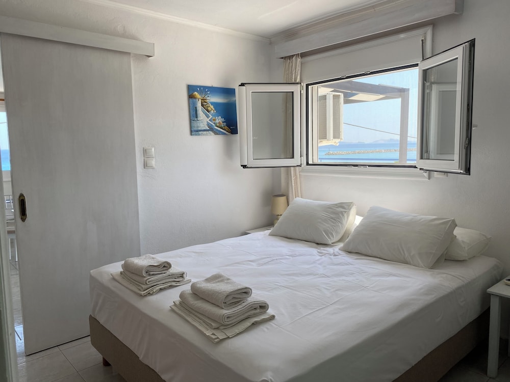 Annoula Studio & Apartments photo 2