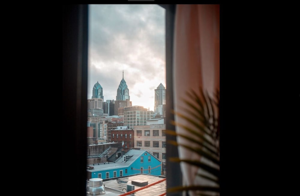 Hotel Kestrel Hotel - Image 1