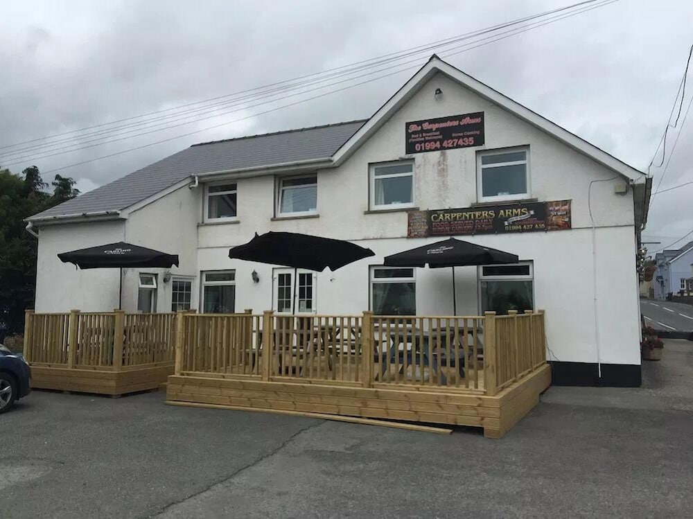 Carpenters Arms