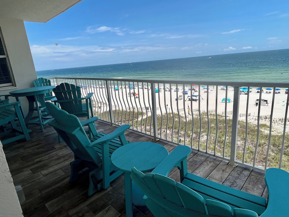 Emerald Key by Southern Vacation Rentals