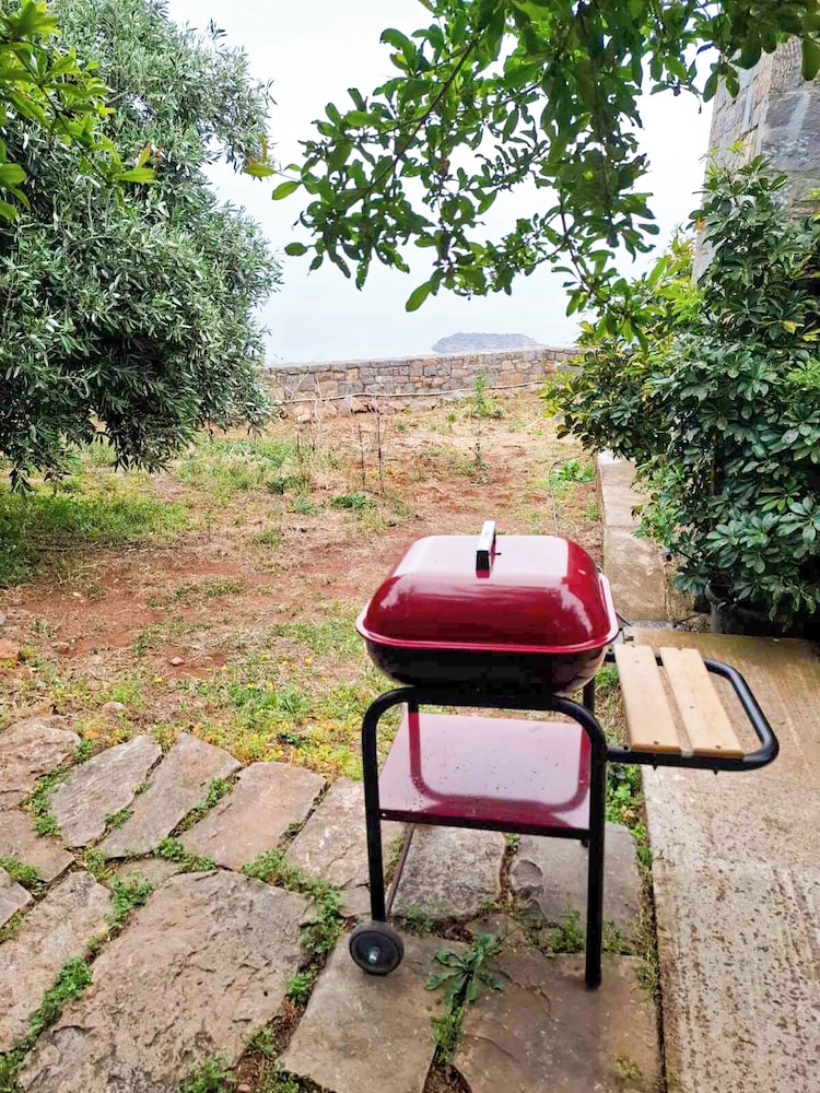 Aurora Spinalonga Garden Cottage