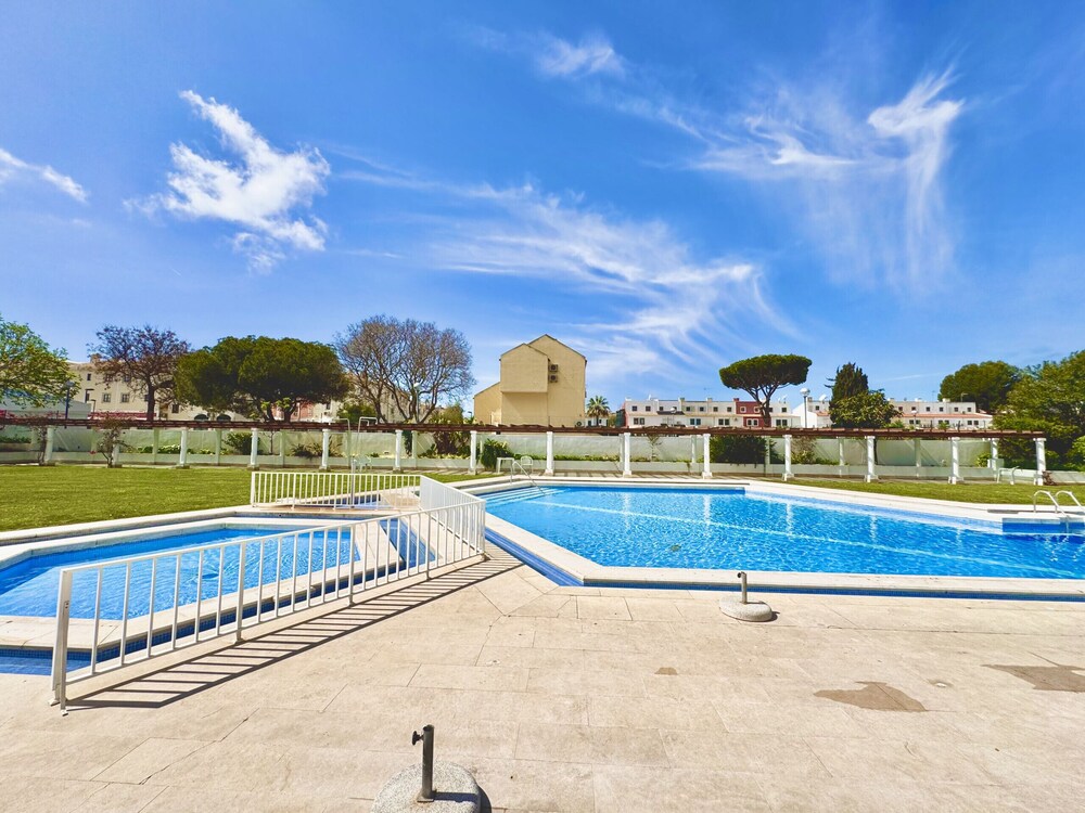 Vilamoura Central 11 With Pool by Homing