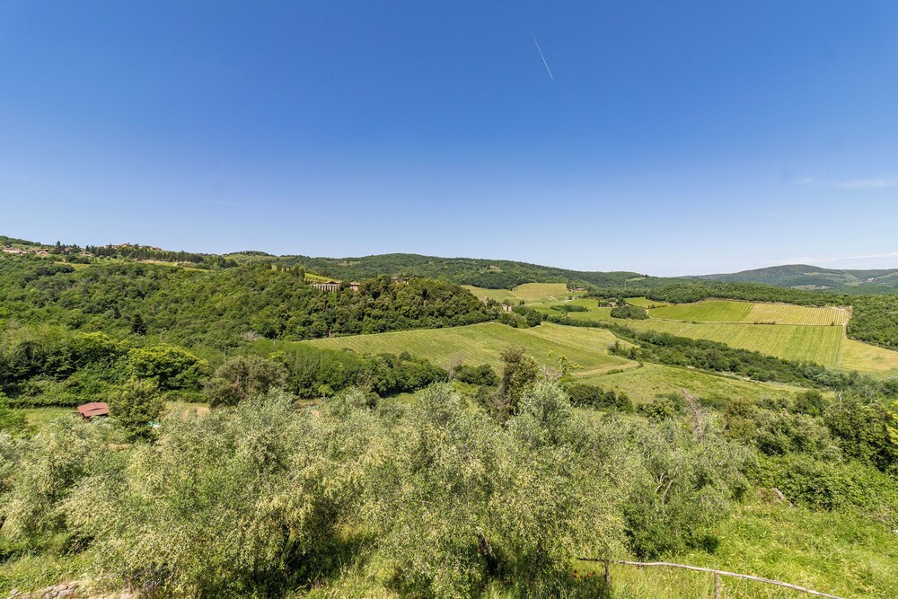 Romantic Apartment In Chianti Classico