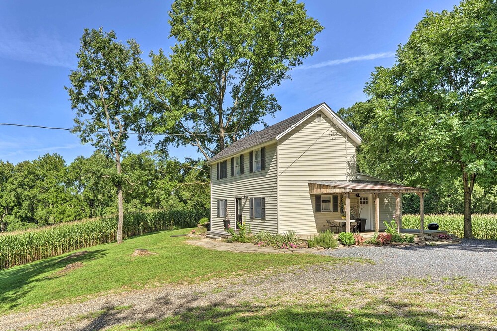 Secluded Lothian Farmhouse on 45 Acres w/ Fire Pit view 2