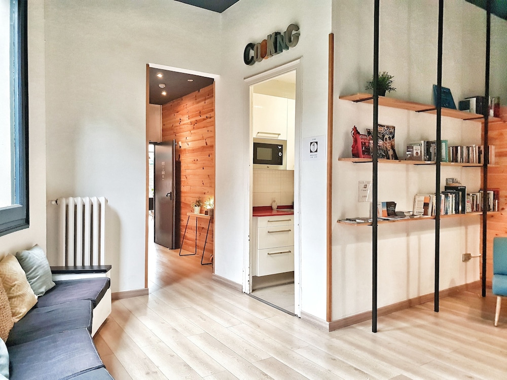 The Central House Barcelona Gracia - Hostel