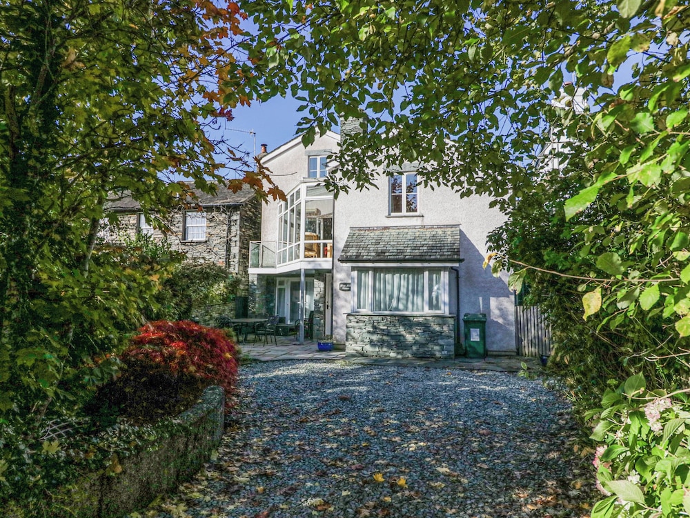 Blue Hill House