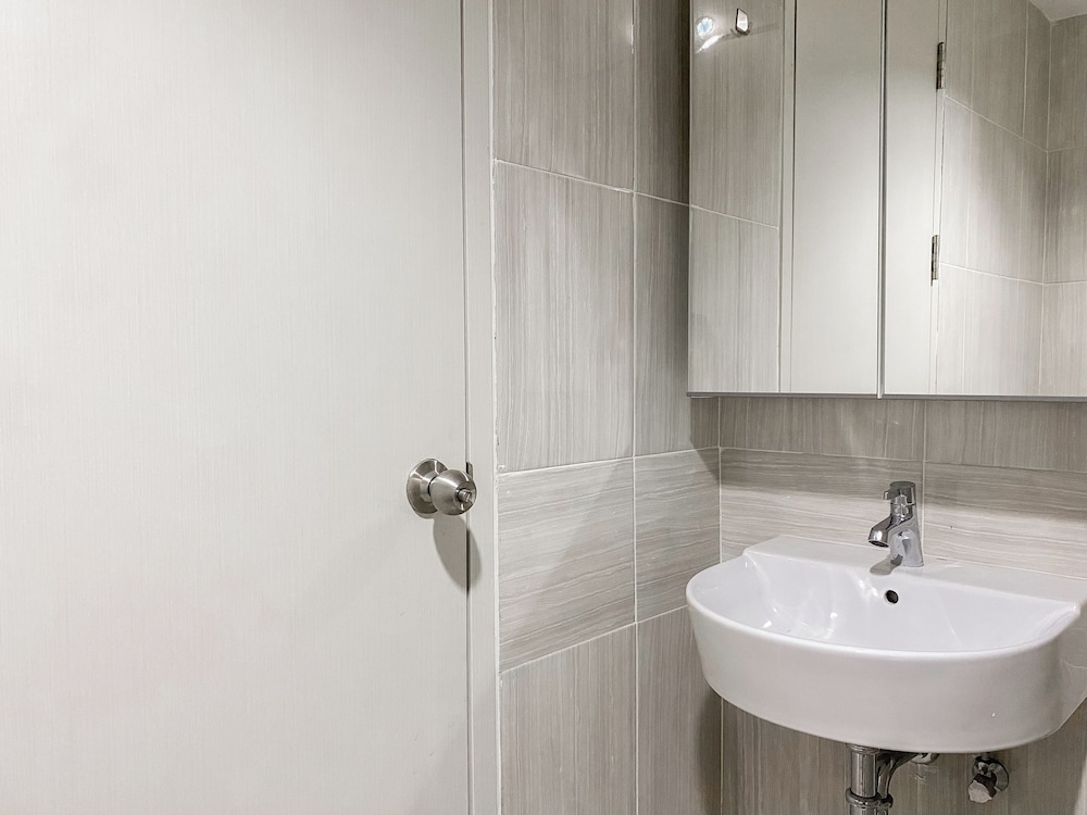 Relaxing And Simply Studio Vasanta Innopark Apartment