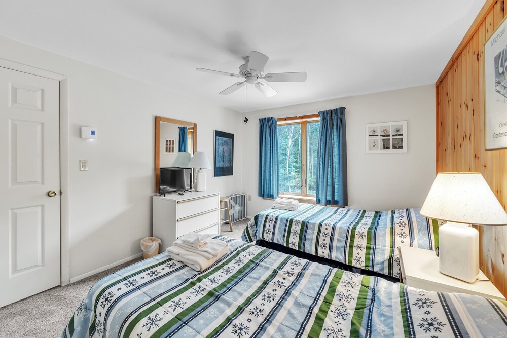 Pine Knot 62h - Retreat With Private Play Area 3 Bedroom Townhouse by The Summit at Gore Mountain