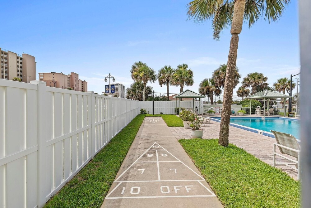 Ocean Terrace Club 706