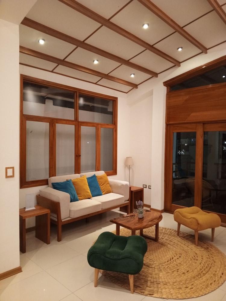 Galapagos Coliving Ecuador Casa Tuna