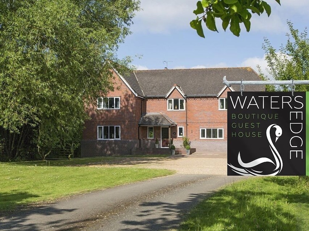 The Waters Edge Guest House