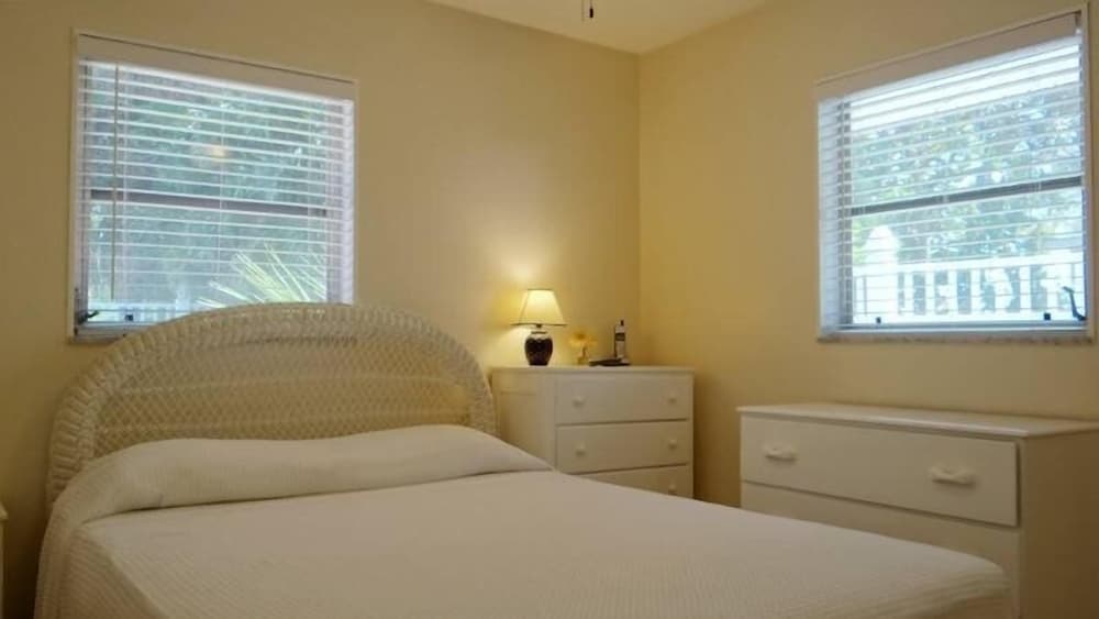 105a 12th Street South Back 2 Bedroom Apts by RedAwning