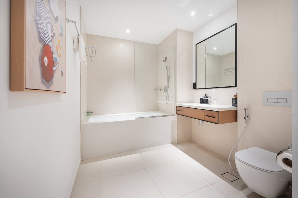Spacious Cozy 2-bedroom Apartment in Dubai Marina