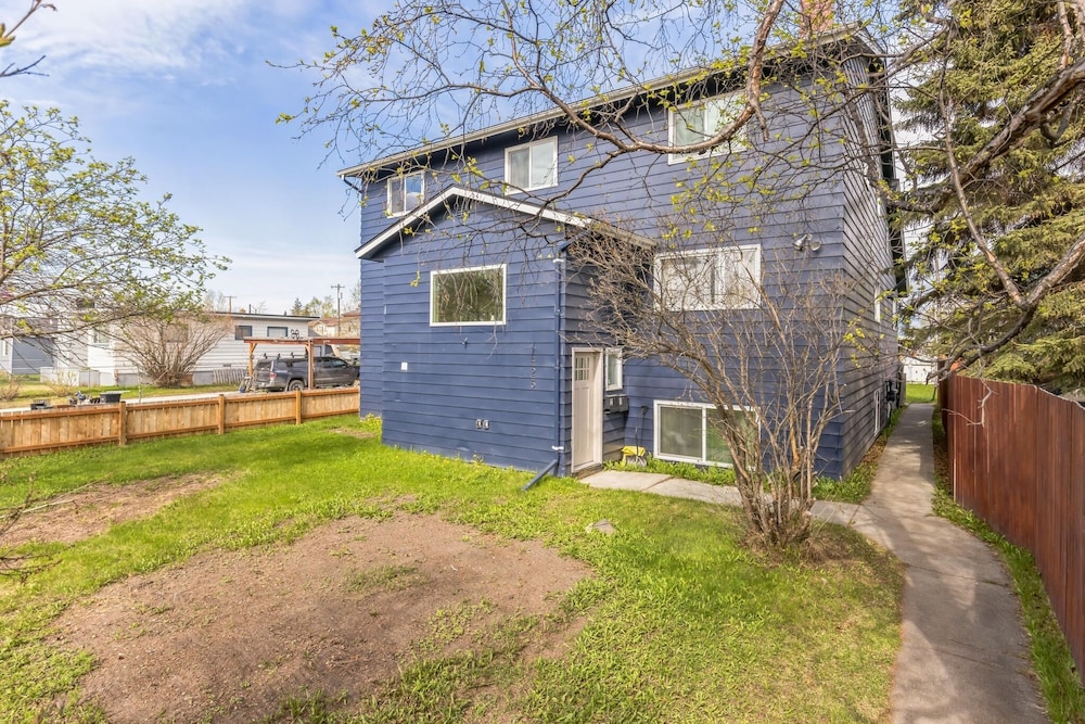 Apartment In Anchorage ~10 Mi To Alaska Zoo! 2 Bedroom Apts by RedAwning view 4