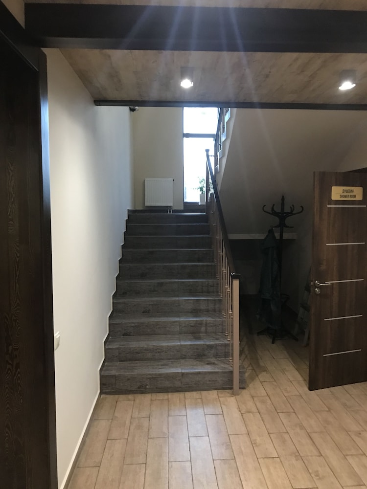 Hotel 18