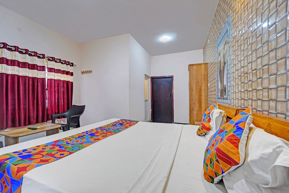 Fabhotel Phoenix Stay