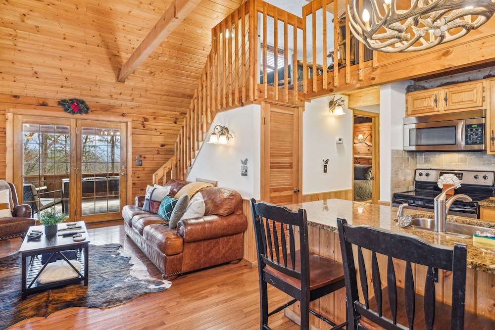 Whispering Pines 2 Bedroom Cabin by RedAwning view 5