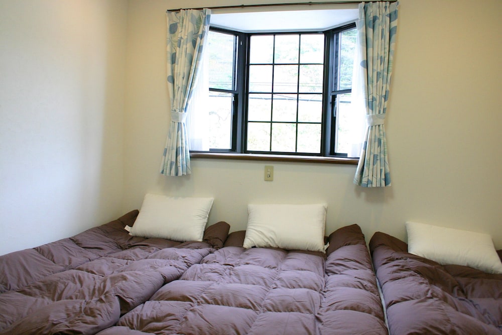 916 Travel Inn