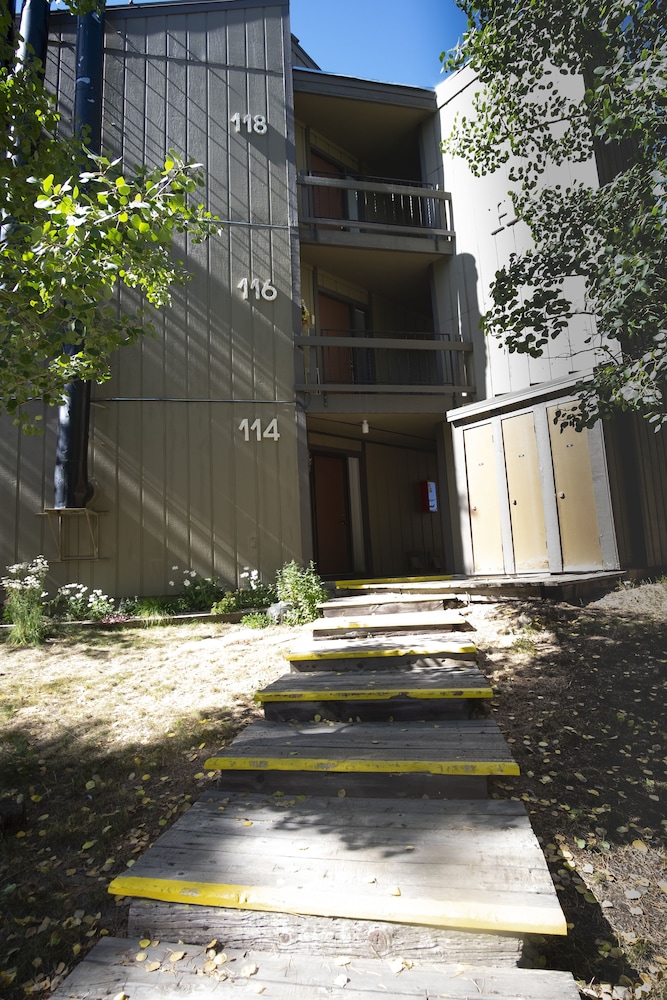 Gold Camp Condominiums by CRMR