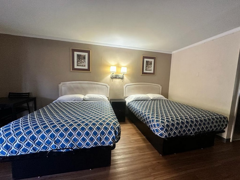 Loyalty Inn Rockingham view 5