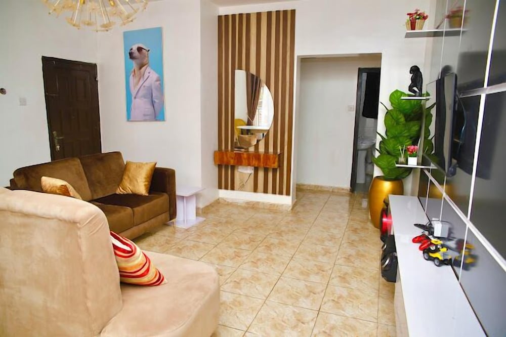 El-Mak Luxury Homes