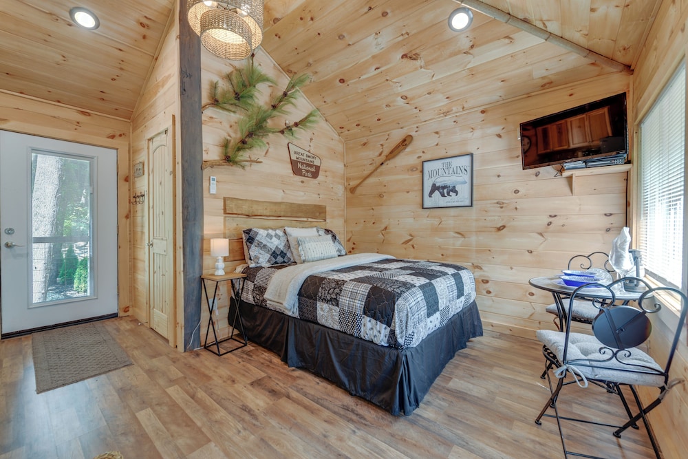 Cosby 'wilderness Cabin' Studio w/ Fire Pit