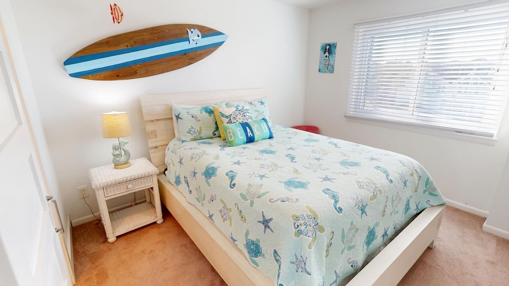 Tybee Lights 112C by Tybee Vacation Rentals
