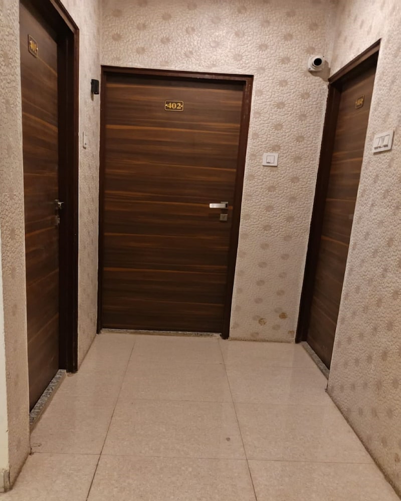 Hotel Ratna Residency