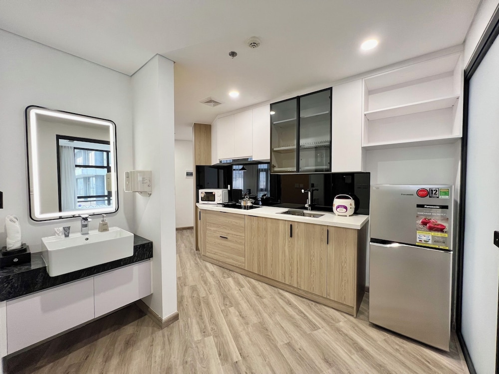 22Land Legend Residence