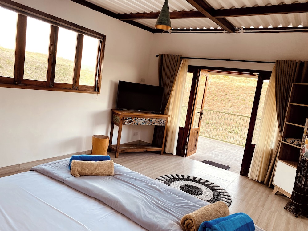 Ekas Beach View Villa