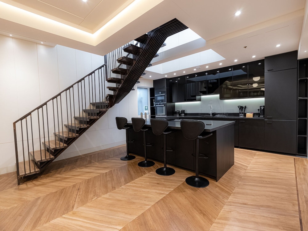 Discover The Underworld Five Bedroom by Belvilla